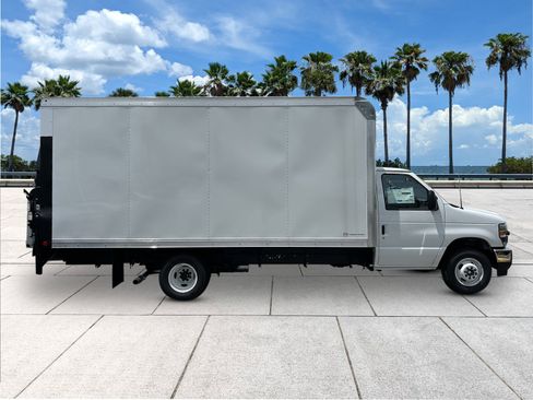 New 2026 Ford E-350 and Econoline 350 Super Duty w/ Power Equipment Group image 8