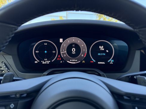 Certified 2025 Porsche 911 Carrera S image 16