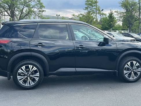 Used 2023 Nissan Rogue SV w/ SV Premium B Package AWD/4WD image 4
