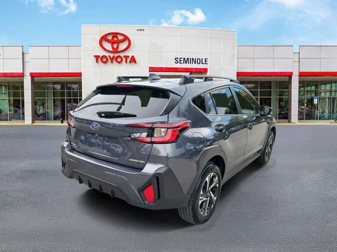 Used 2024 Subaru Crosstrek 2.0i Premium AWD/4WD image 3