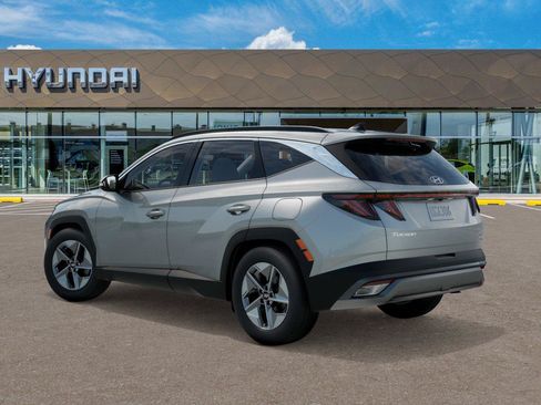 New 2026 Hyundai Tucson SEL w/ Tow & Go Package FWD image 5