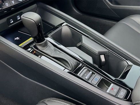 Used 2025 Honda Accord Sport image 27