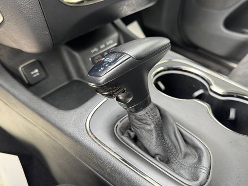 Used 2019 Dodge Durango GT AWD/4WD image 7