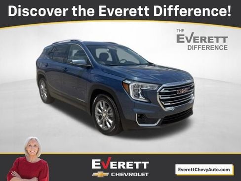 Used 2024 GMC Terrain SLT FWD image 1