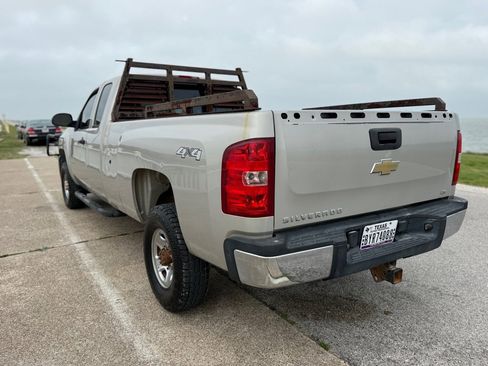 Used 2007 Chevrolet Silverado 2500 W/T w/ LS Package image 7
