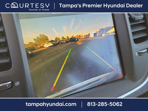 Used 2019 Chrysler 300 Limited image 28