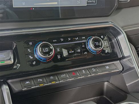 Used 2024 GMC Sierra 1500 Denali Ultimate image 14