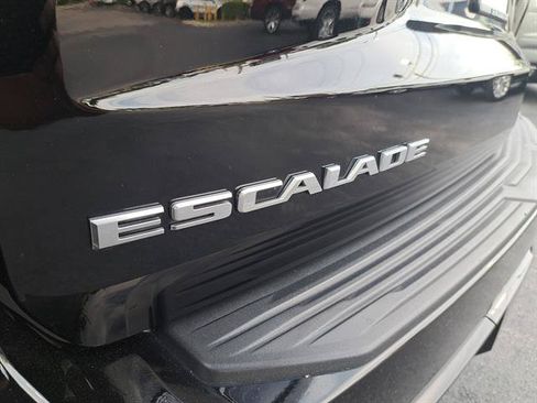 Certified 2023 Cadillac Escalade Premium Luxury w/ Performance Package AWD/4WD image 29
