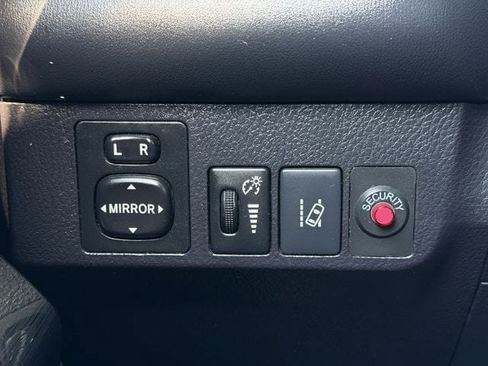 Used 2016 Toyota RAV4 Limited FWD image 22