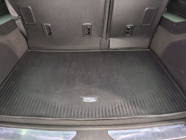 Used 2023 Cadillac Escalade ESV Premium Luxury AWD/4WD image 26