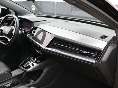 Used 2023 Audi Q4 e-tron Premium Plus w/ Premium Plus image 40