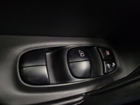 Used 2020 Nissan Rogue Sport S w/ Appearance Package FWD image 27