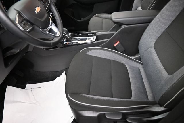 Used 2025 Chevrolet TrailBlazer LT w/ LT Cold Weather Package FWD image 15