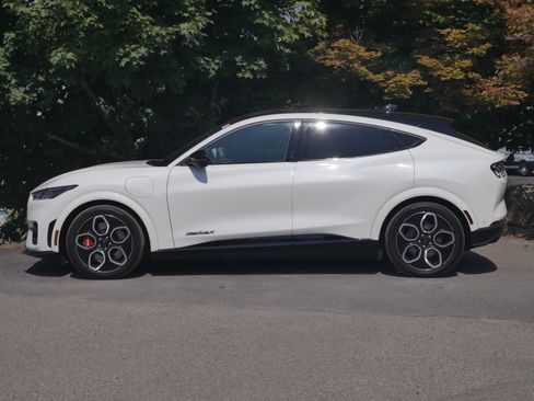 Certified 2024 Ford Mustang Mach-E GT AWD/4WD image 22