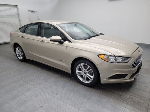 Used 2018 Ford Fusion S image 11