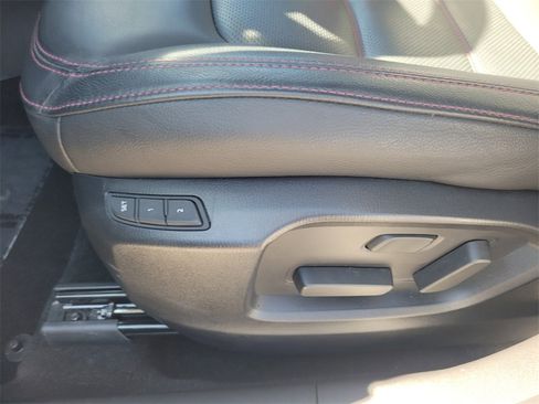 Certified 2025 MAZDA CX-5 Carbon Edition image 5