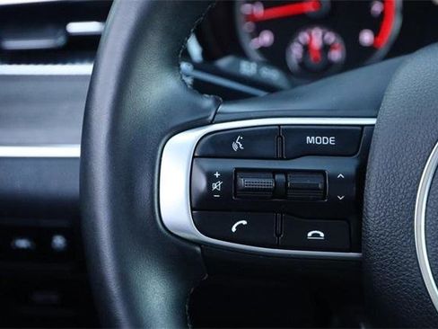 Used 2022 Kia K5 EX w/ EX Premium Package image 13