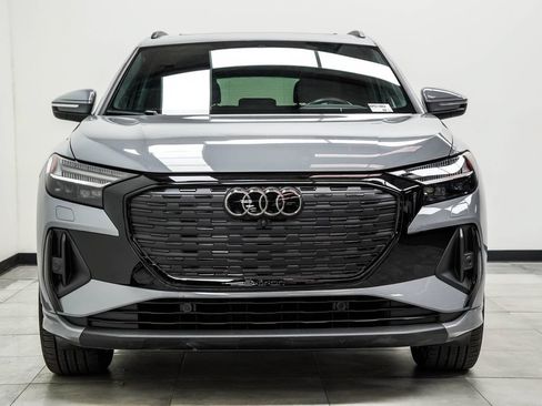 Used 2024 Audi Q4 e-tron Prestige AWD/4WD image 6