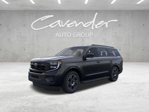 New 2025 Ford Expedition Active image 1