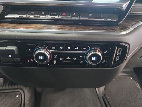 Used 2023 GMC Sierra 1500 Elevation image 20