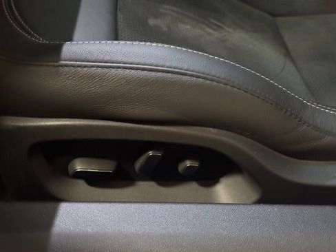 Used 2016 Chevrolet Corvette Stingray Coupe w/ 3LT Preferred Equipment Group image 31