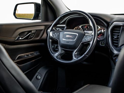 Used 2020 GMC Acadia AT4 image 41