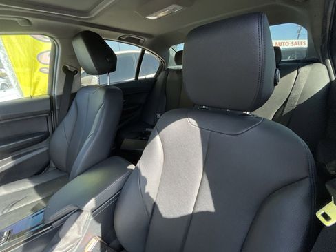 Used 2016 BMW 320i Sedan image 17