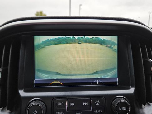 Used 2018 Chevrolet Colorado ZR2 image 31