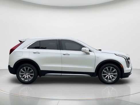 Used 2021 Cadillac XT4 Premium Luxury w/ Driver Awareness Package image 6