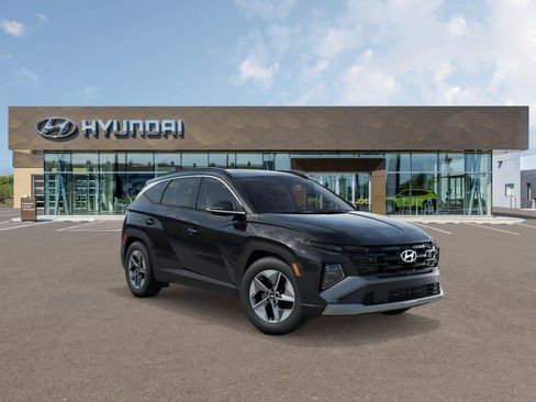 Used 2025 Hyundai Tucson SEL FWD image 3