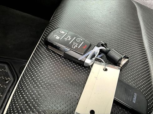 Used 2020 RAM 1500 Limited image 11