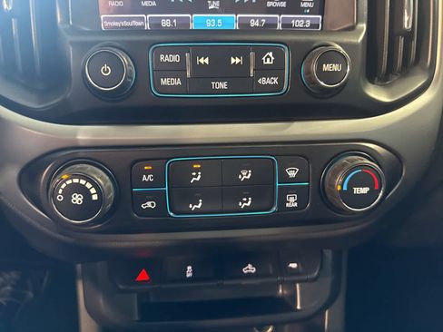 Used 2016 Chevrolet Colorado LT w/ LT Convenience Package image 27