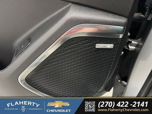 Used 2025 GMC Acadia Elevation AWD/4WD image 24