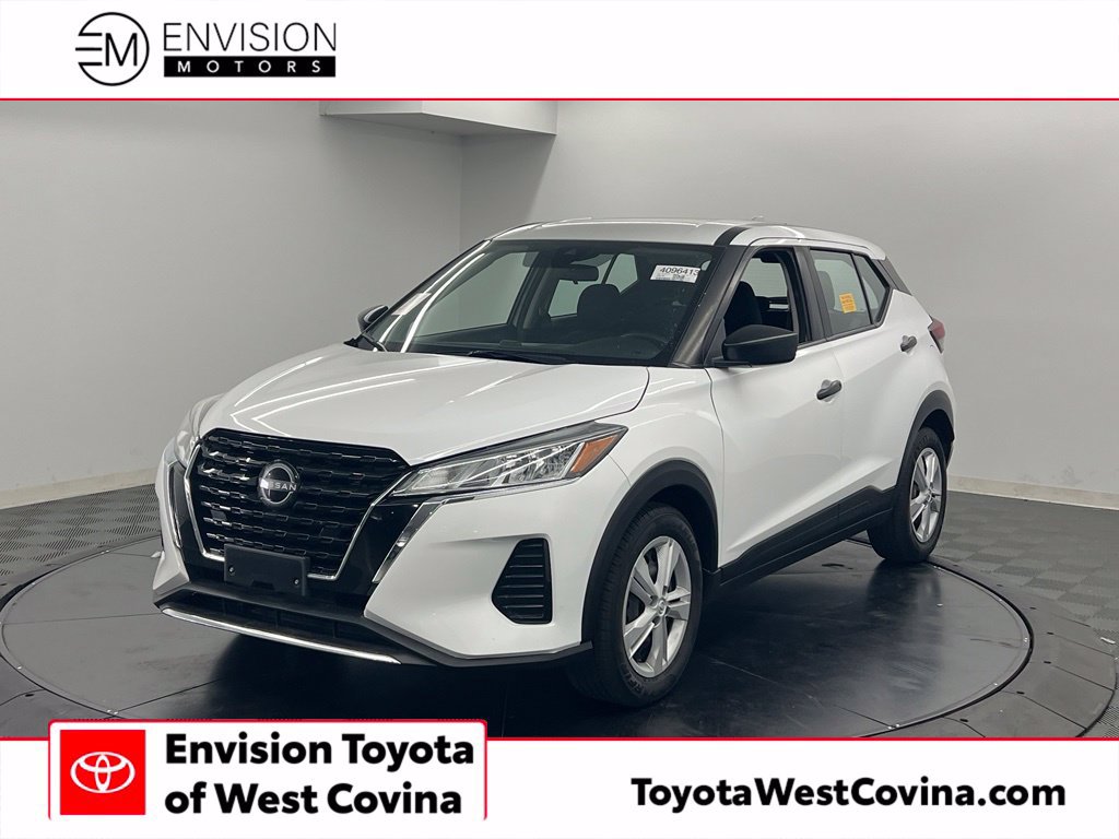 Used 2024 Nissan Kicks S FWD image 1