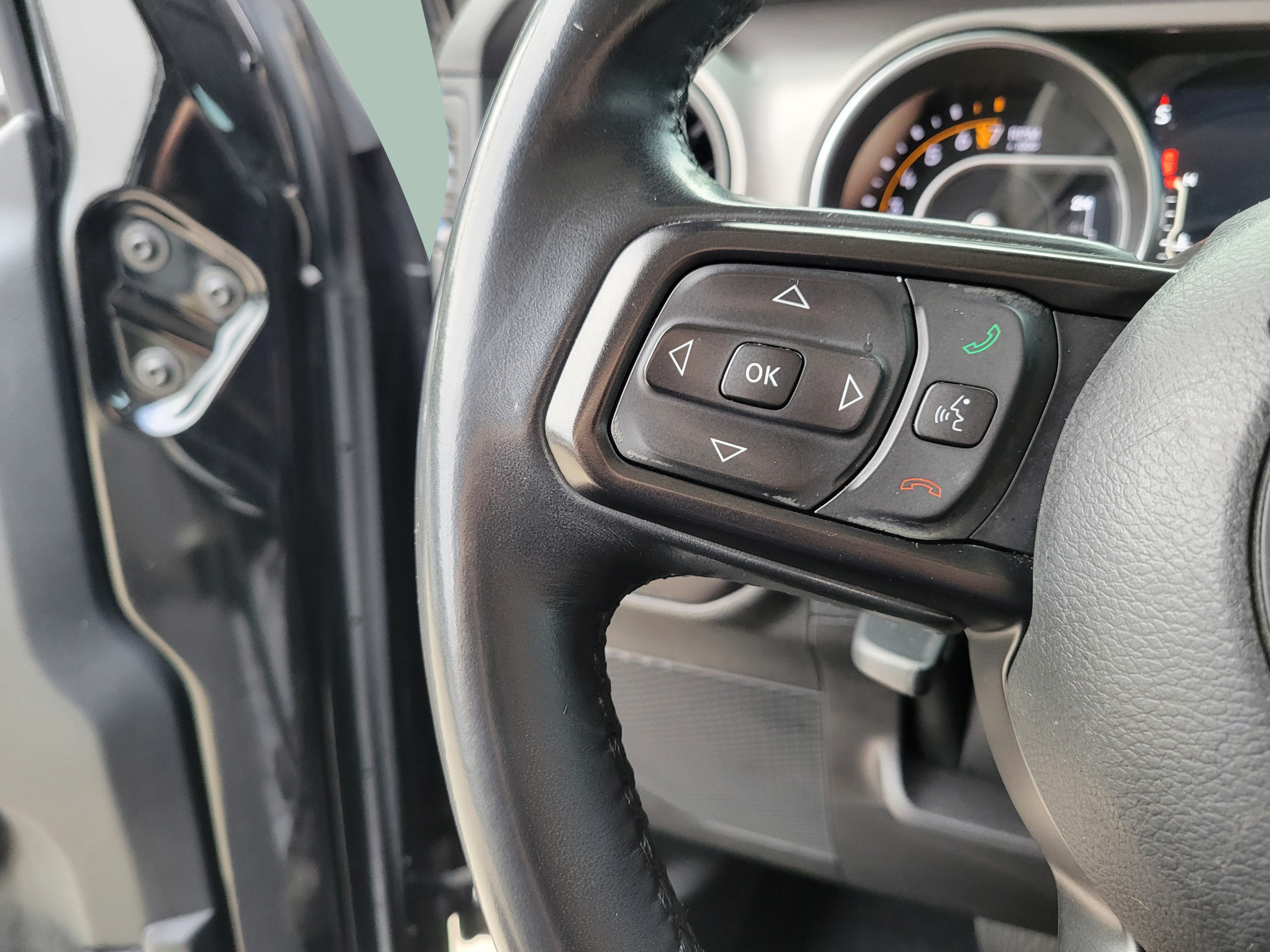 Used 2018 Jeep Wrangler Unlimited Sport S AWD/4WD image 28
