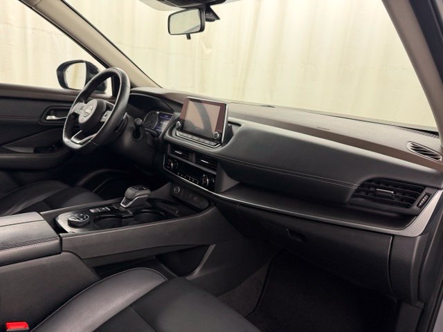Used 2023 Nissan Rogue SV w/ SV Premium B Package AWD/4WD image 15