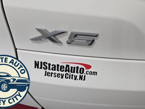 Used 2023 BMW X5 xDrive45e w/ Climate Comfort Package image 31