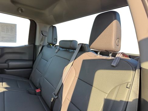 Used 2024 Chevrolet Silverado 1500 W/T image 16