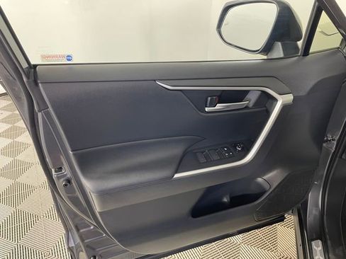 Used 2024 Toyota RAV4 SE w/ Weather & Moonroof Package AWD/4WD image 16