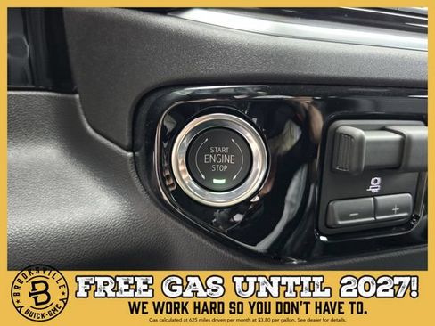 New 2026 GMC Sierra 1500 SLT w/ SLT Premium Plus Package AWD/4WD image 29