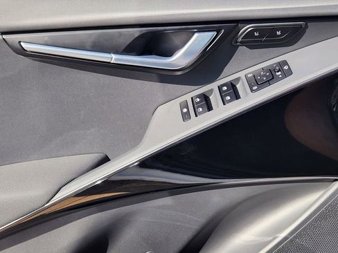 Used 2024 Kia Niro Wave image 24