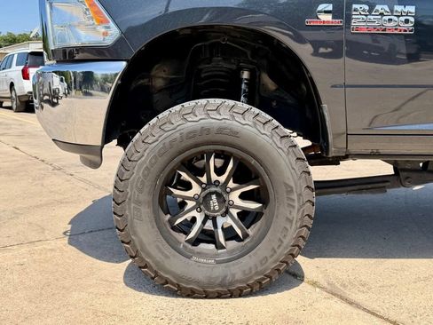 Used 2018 RAM 2500 Tradesman w/ Chrome Appearance Group AWD/4WD image 2