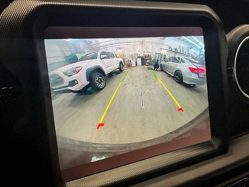 Used 2021 Jeep Wrangler Unlimited Sahara w/ Cold Weather Group image 14