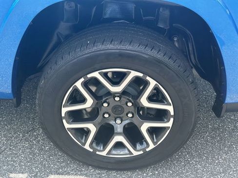 Used 2025 RAM 1500 Laramie image 19