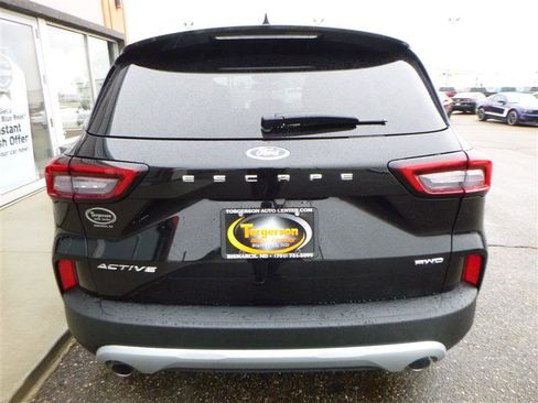 Used 2023 Ford Escape Active image 21