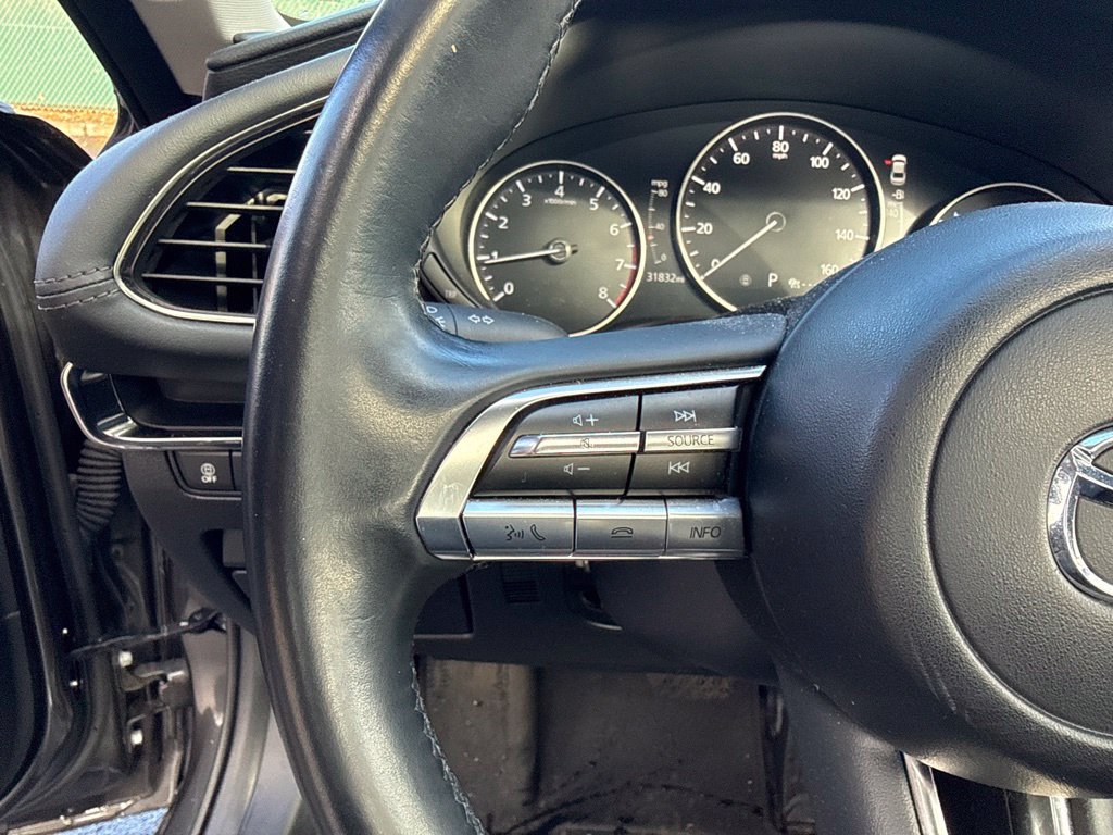 Used 2021 MAZDA MAZDA3 s FWD image 11