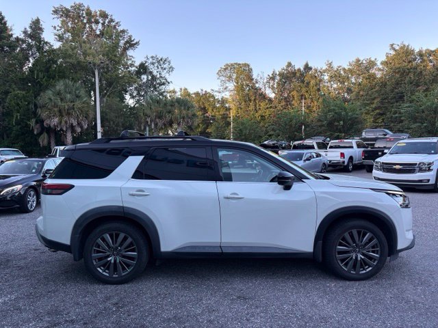 Used 2022 Nissan Pathfinder SL w/ SL Premium Package AWD/4WD image 6