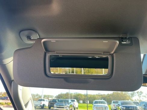 New 2026 Chevrolet Silverado 1500 LT image 39