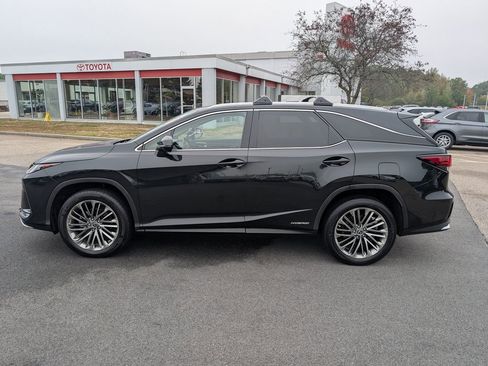 Used 2022 Lexus RX 450hL Luxury image 2