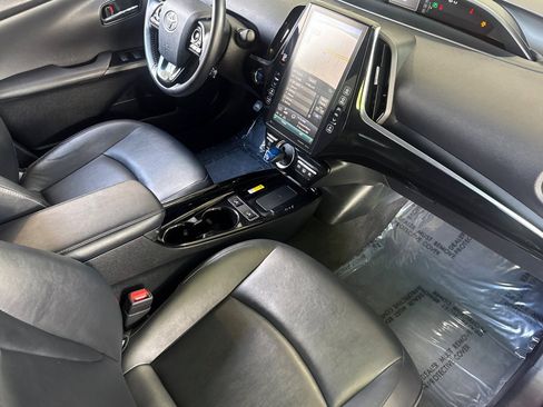 Used 2020 Toyota Prius Prime XLE w/ Protection Package FWD image 33